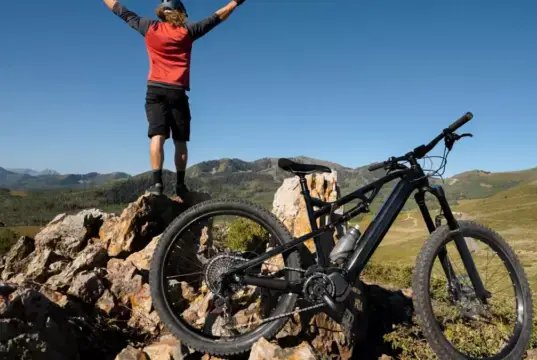 Planea tus vacaciones: 5 destinos para los amantes del ciclismo