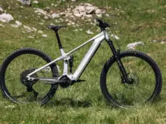 Nueva RAYMON DUROK: La Revolución e-MTB con Motor Avinox y Batería Extraíble durok-raymon-2026